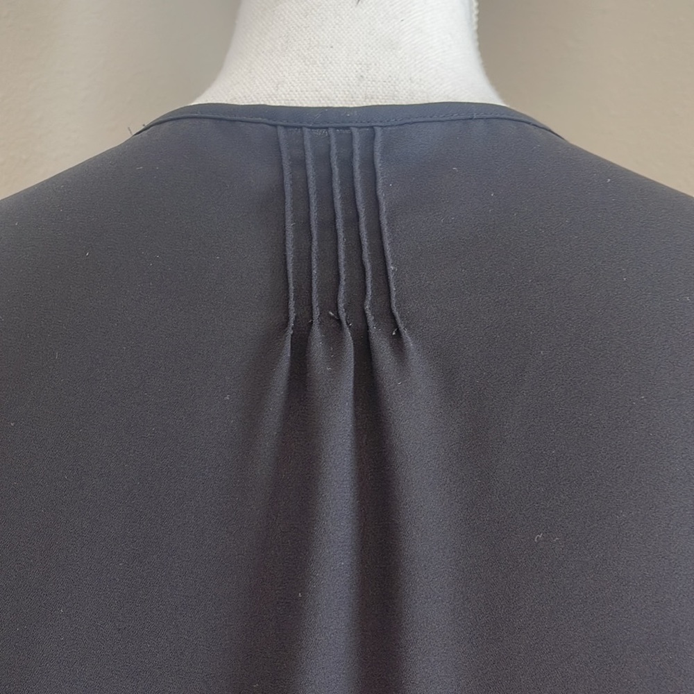 Banana Republic Black Pintuck Peplum Blouse - Picture 6 of 12